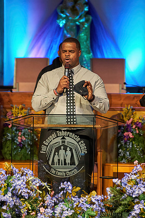 DSC01663-DeNoiseAI-clear