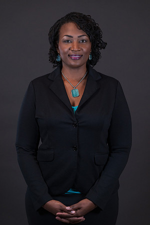Charlene_Headshot00007_28-Edit