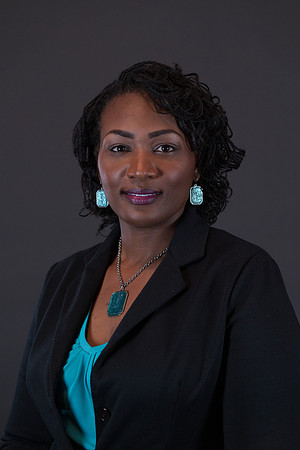 Charlene_Headshot00007_6-Edit