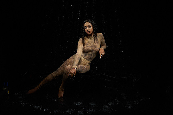 Wet-Shoot-Jasmine-Anais 01048