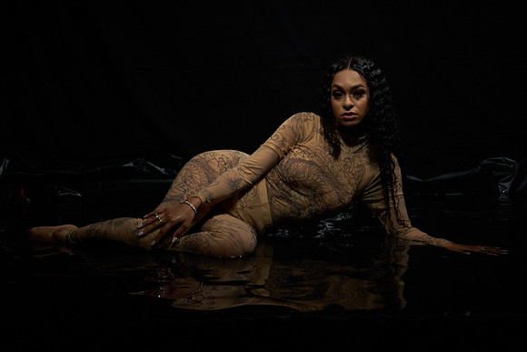 Wet-Shoot-Jasmine-Anais 01145