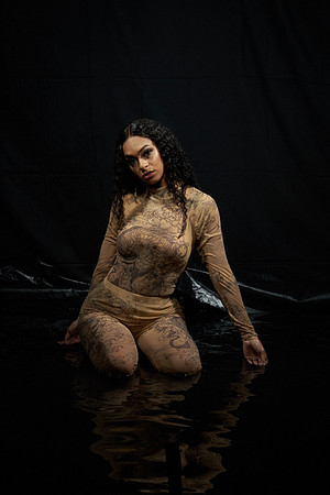 Wet-Shoot-Jasmine-Anais 01109