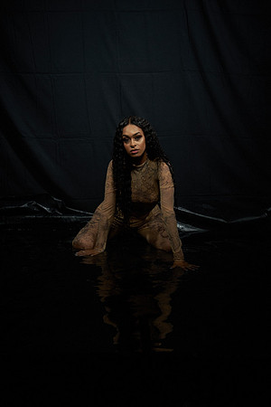 Wet-Shoot-Jasmine-Anais 01099