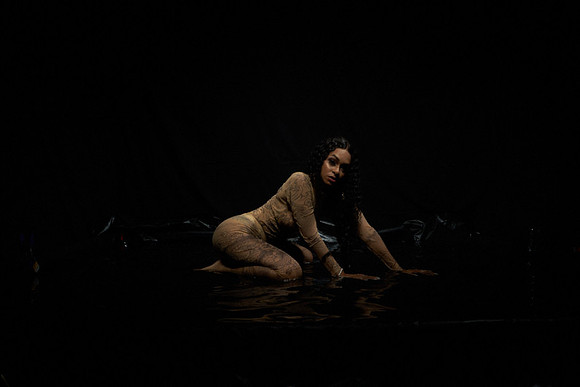 Wet-Shoot-Jasmine-Anais 01168