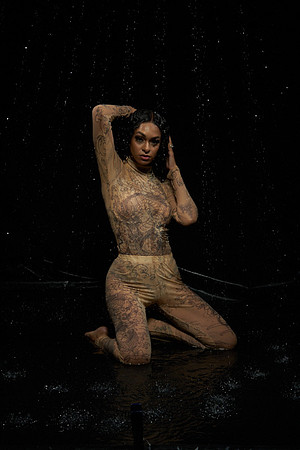 Wet-Shoot-Jasmine-Anais 00993