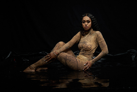 Wet-Shoot-Jasmine-Anais 01133