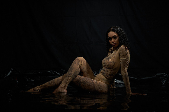 Wet-Shoot-Jasmine-Anais 01128