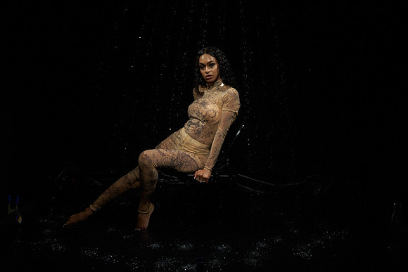 Wet-Shoot-Jasmine-Anais 01047