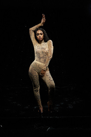 Wet-Shoot-Jasmine-Anais 00963