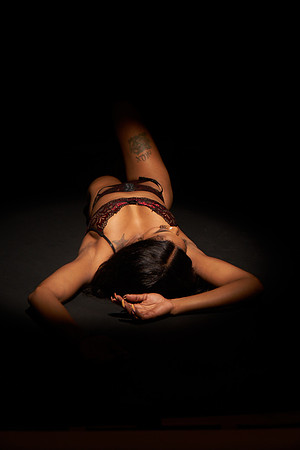 Valerie-Flowers-Calendar-Photoshoot-02746