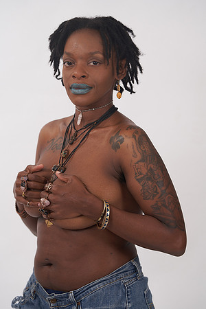 20210501_Mama-Nefer07769