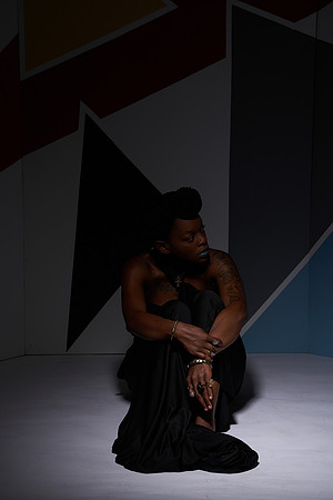 20210501_Mama-Nefer07704