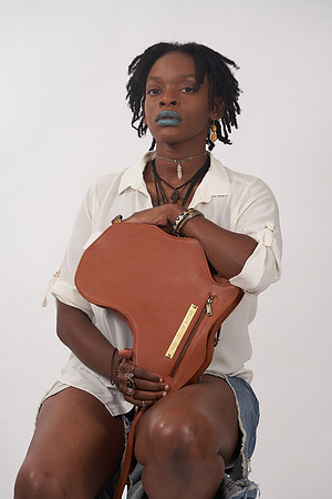 20210501_Mama-Nefer07813