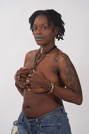 20210501_Mama-Nefer07768