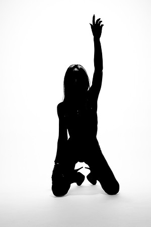 SashaB-RebeccaByczkoski.Silhouette05194