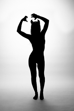 SashaB-RebeccaByczkoski.Silhouette05105