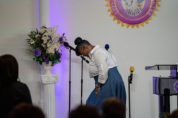 7R301889