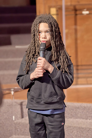 Black History Month Worship Service-0076-DeNoiseAI-severe-noise