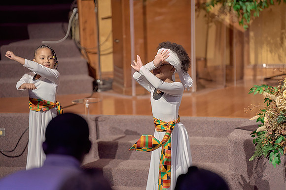 Black History Month Worship Service-0152-DeNoiseAI-severe-noise