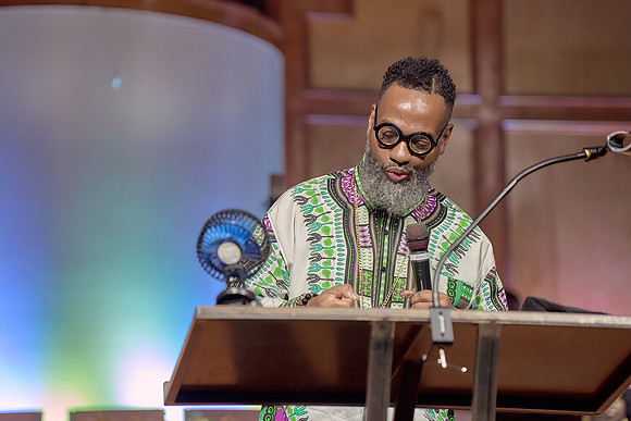 Black History Month Worship Service-0184-DeNoiseAI-severe-noise