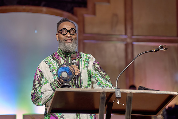 Black History Month Worship Service-0188-DeNoiseAI-severe-noise