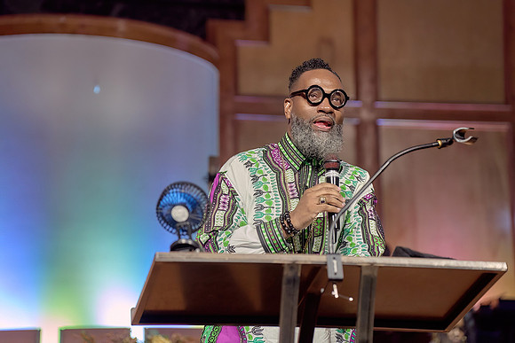 Black History Month Worship Service-0190-DeNoiseAI-severe-noise