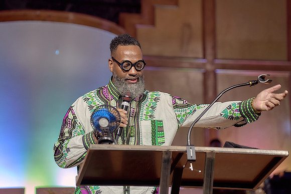 Black History Month Worship Service-0192-DeNoiseAI-severe-noise