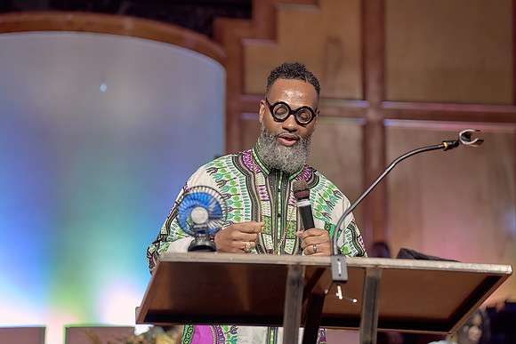 Black History Month Worship Service-0198-DeNoiseAI-severe-noise