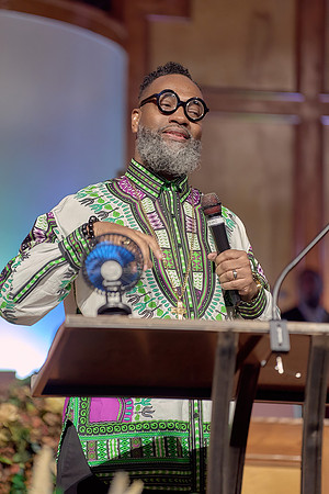 Black History Month Worship Service-0214-DeNoiseAI-severe-noise