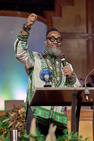 Black History Month Worship Service-0218-DeNoiseAI-severe-noise