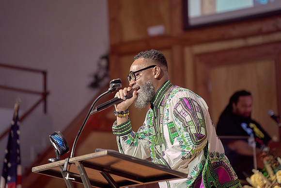 Black History Month Worship Service-0239-DeNoiseAI-severe-noise