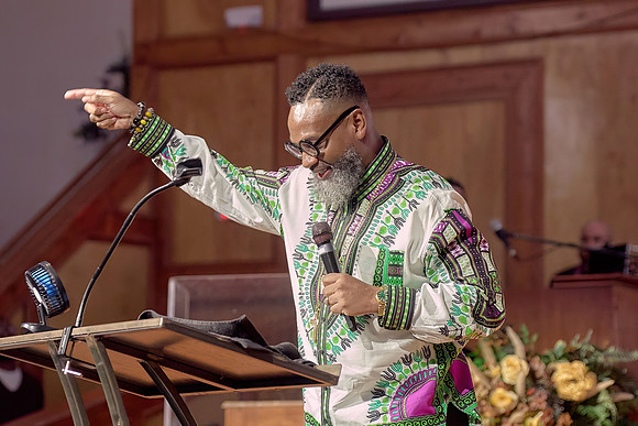 Black History Month Worship Service-0260-DeNoiseAI-severe-noise