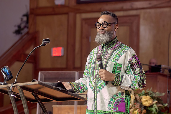 Black History Month Worship Service-0262-DeNoiseAI-severe-noise