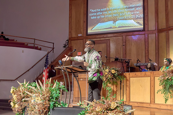 Black History Month Worship Service-0266-DeNoiseAI-severe-noise