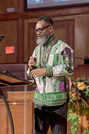 Black History Month Worship Service-0284-DeNoiseAI-severe-noise