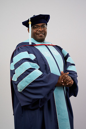 20230304_Grad-Photo_Darius-Peterson7400001_1