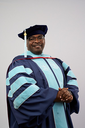 20230304_Grad-Photo_Darius-Peterson7400003_1