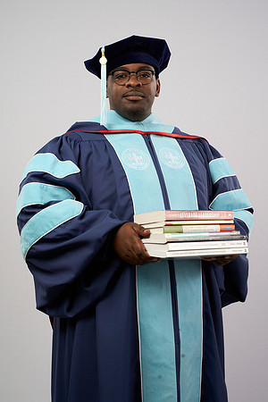 20230304_Grad-Photo_Darius-Peterson7400015_1
