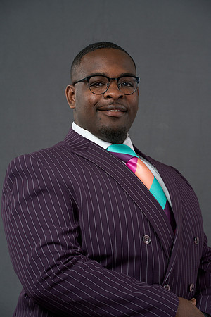 20230304_Grad-Photo_Darius-Peterson7400022