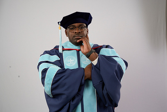20230304_Grad-Photo_Darius-Peterson7400023_1