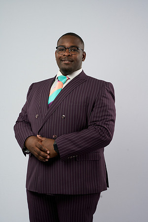20230304_Grad-Photo_Darius-Peterson7400029