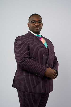 20230304_Grad-Photo_Darius-Peterson7400039