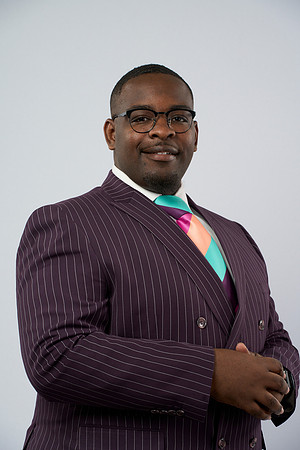 20230304_Grad-Photo_Darius-Peterson7400041