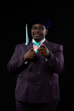 20230304_Grad-Photo_Darius-Peterson7400045