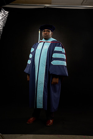20230304_Grad-Photo_Darius-Peterson7400080