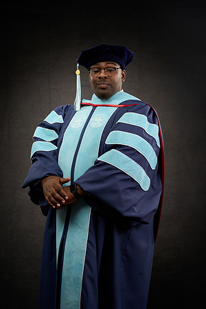20230304_Grad-Photo_Darius-Peterson7400088