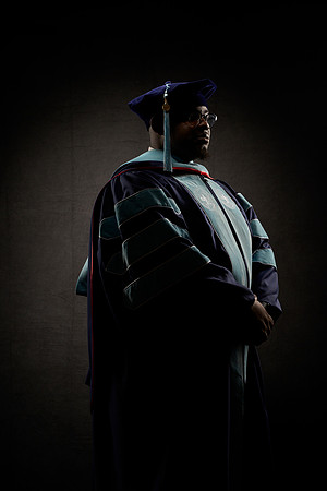 20230304_Grad-Photo_Darius-Peterson7400099