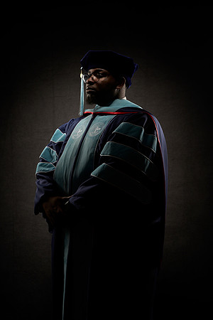 20230304_Grad-Photo_Darius-Peterson7400100