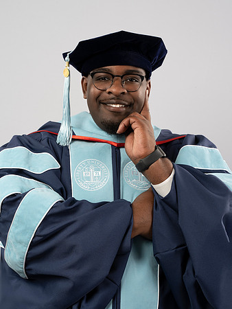 20230304_Grad-Photo_Darius-Peterson7400025_1