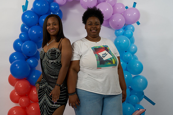 077Sweet Sixteen Chanel-7434